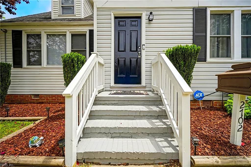 2702 Argonne AVE, NORFOLK VA 23509 - Photo 3