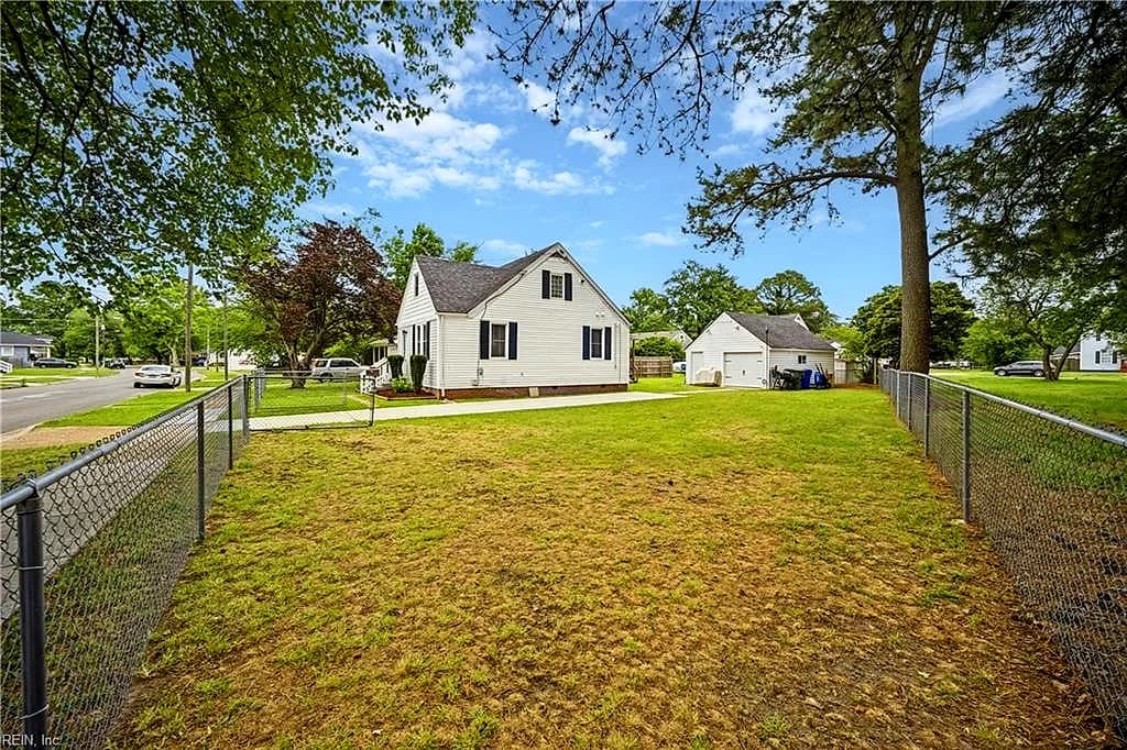2702 Argonne AVE, NORFOLK VA 23509 - Photo 5