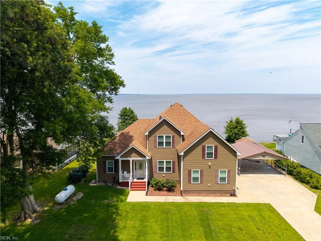 132 Romm PT, CURRITUCK NC 27929
