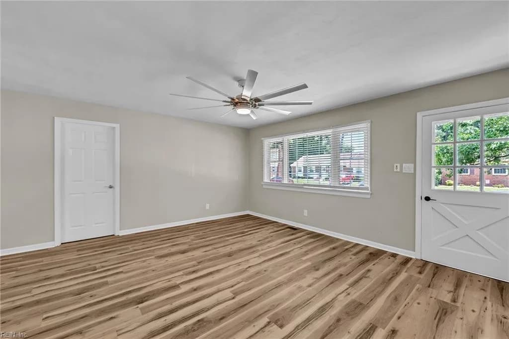 3716 Linnet LN, PORTSMOUTH VA 23703 - Photo 3