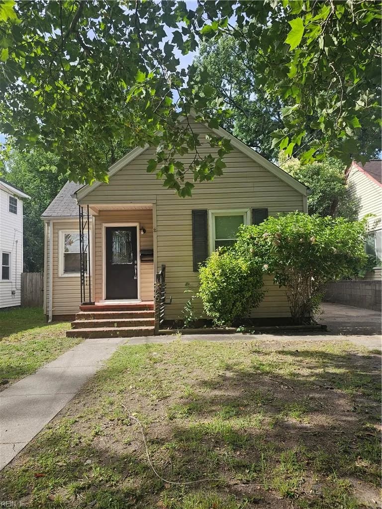 225 Beechwood AVE, NORFOLK VA 23505 - Photo 2