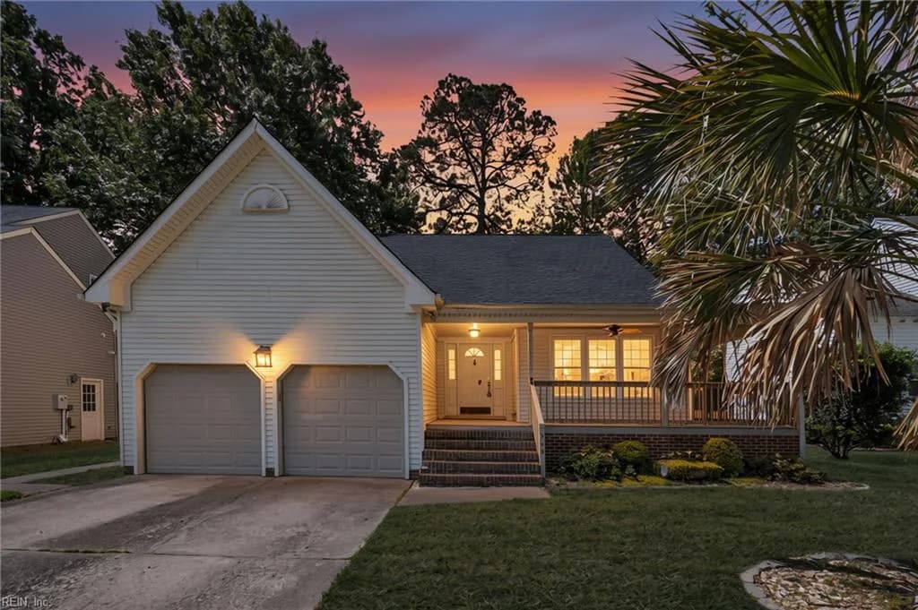 549 Broad Bend CIR, CHESAPEAKE VA 23320 - Photo 2