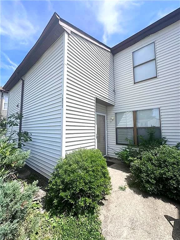 1005 Barnacle CT, VIRGINIA BEACH VA 23451 - Photo 2