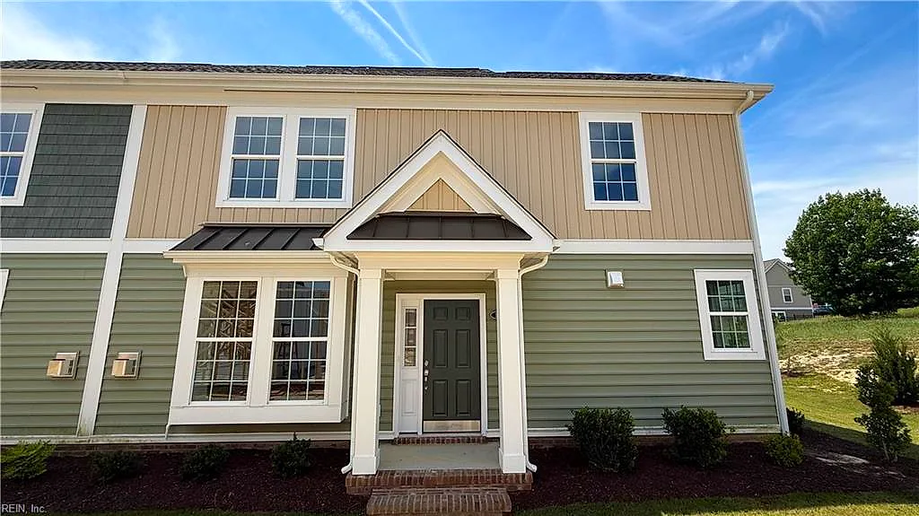 1013 Robinson RD #7D, Suffolk — 3 bed Residential, 1,584 sqft