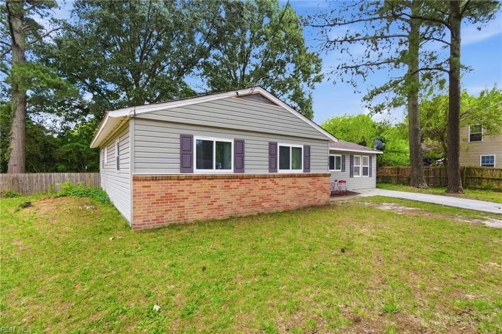 620 Queens View CT, HAMPTON VA 23669 - Photo 4