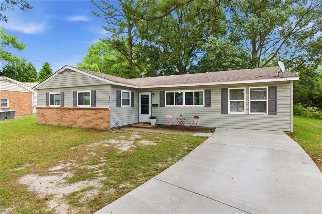 620 Queens View CT, HAMPTON VA 23669 - Photo 5