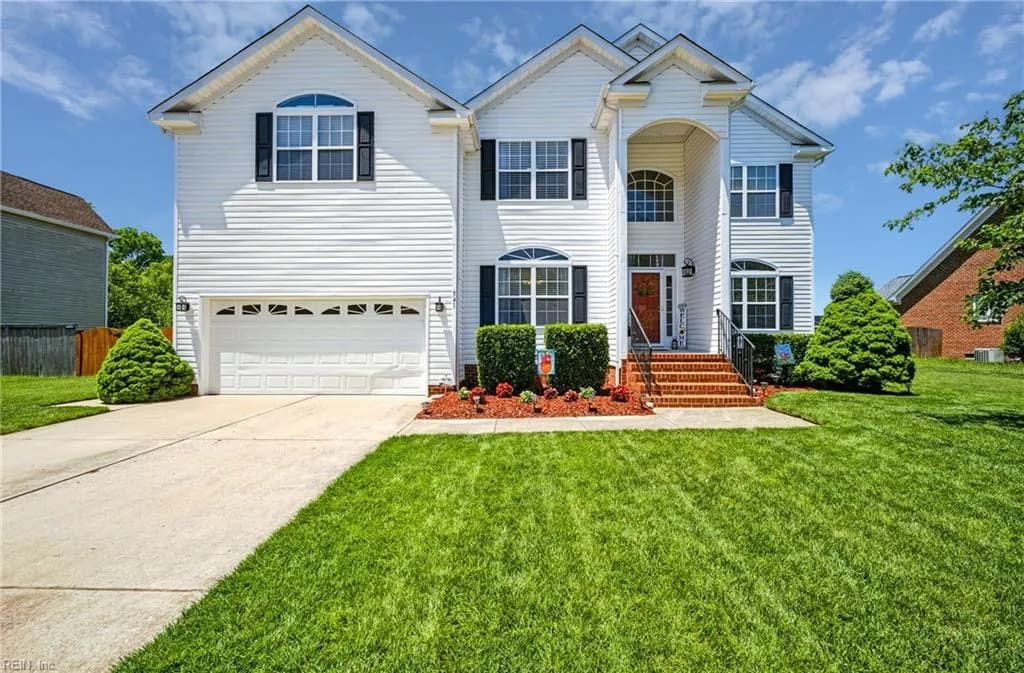 541 Fair Oak DR, CHESAPEAKE VA 23322 - Main photo