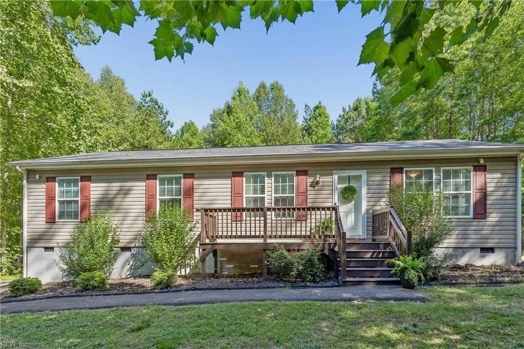 14306 Courthouse HWY, SMITHFIELD VA 23430 - Main photo