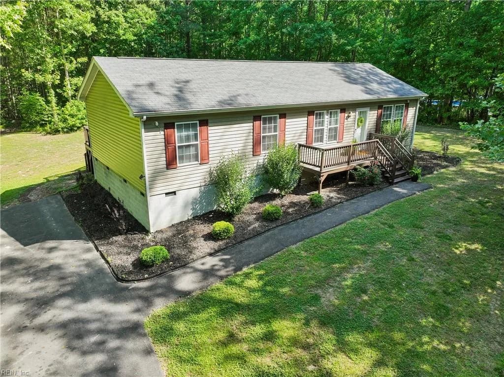 14306 Courthouse HWY, SMITHFIELD VA 23430 - Photo 3