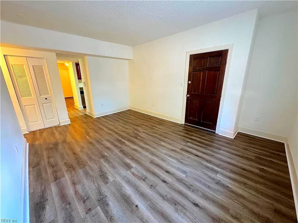 200 Drummond PL #B1, NORFOLK VA 23507 - Photo 3