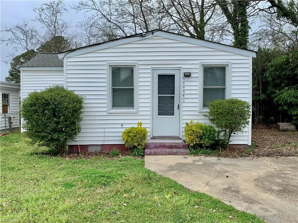 1909 N Mallory ST #B, HAMPTON VA 23664 - Photo 2