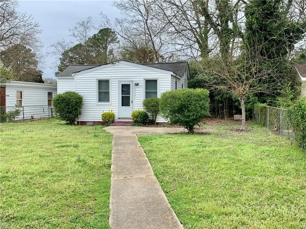 1909 N Mallory ST #B, HAMPTON VA 23664 - Photo 3