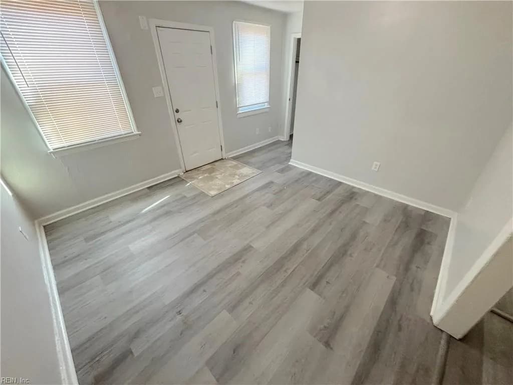 1909 N Mallory ST #B, HAMPTON VA 23664 - Photo 4
