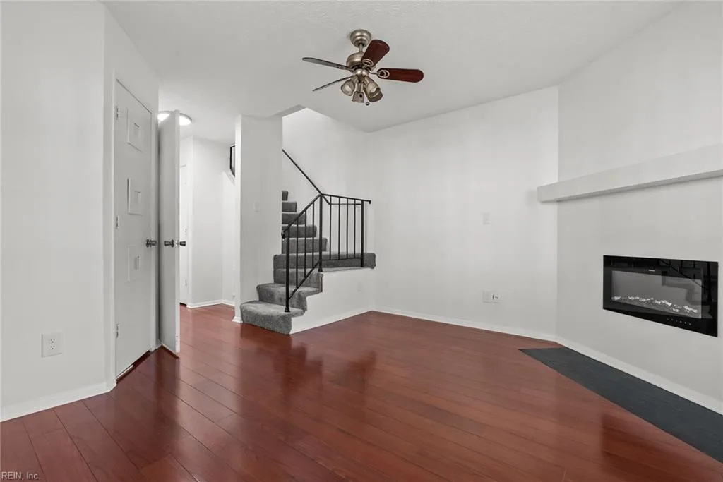 437 Lester RD ##2, Newport News — 2 bed Residential, 890 sqft