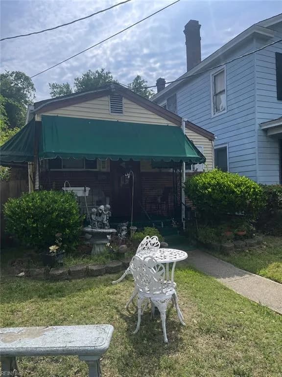 2126 Chestnut AVE, NEWPORTNEWS VA 23607 - Main photo