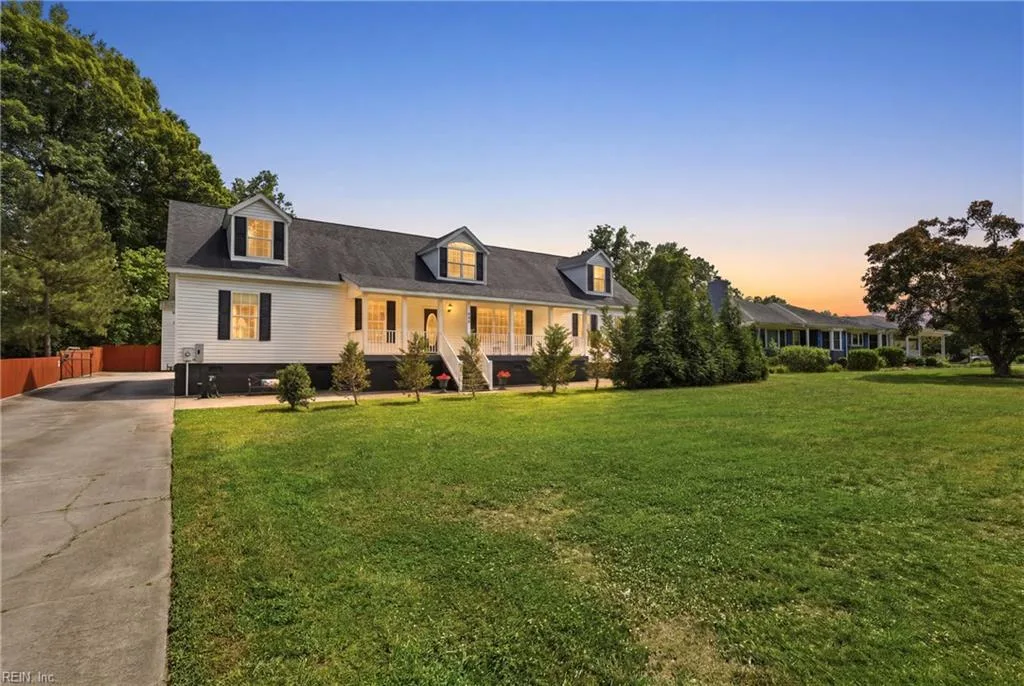 237 Cedar RD, CHESAPEAKE VA 23322