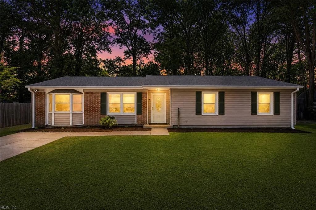 4 Two Oaks CT, PORTSMOUTH VA 23703 - Photo 3