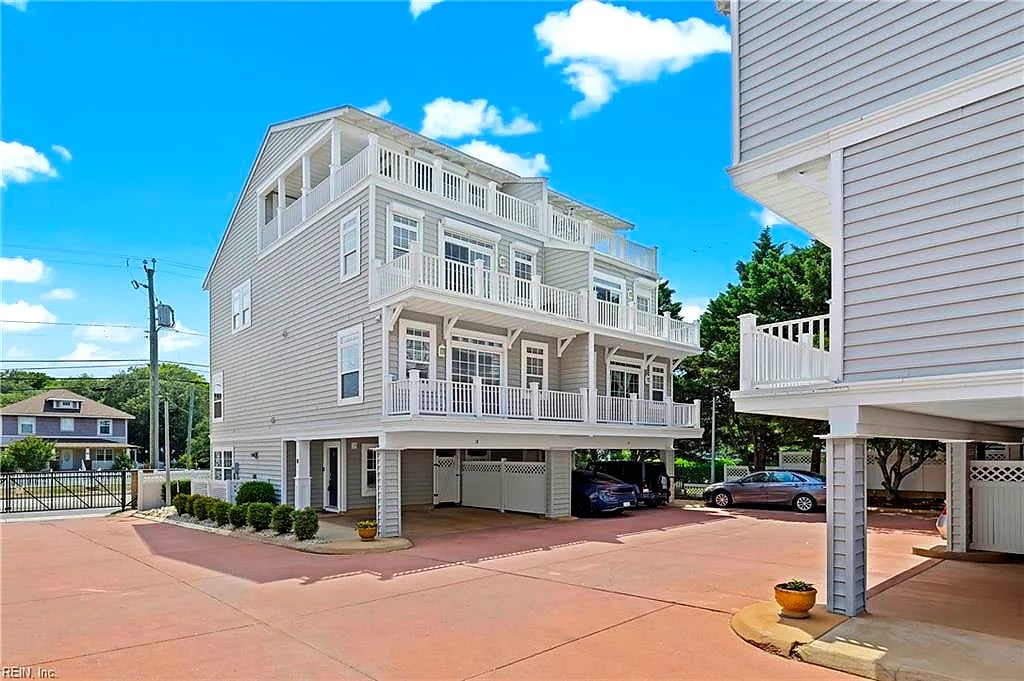 2080 E Ocean View AVE #1B, Norfolk — 4 bed Residential, 2,628 sqft