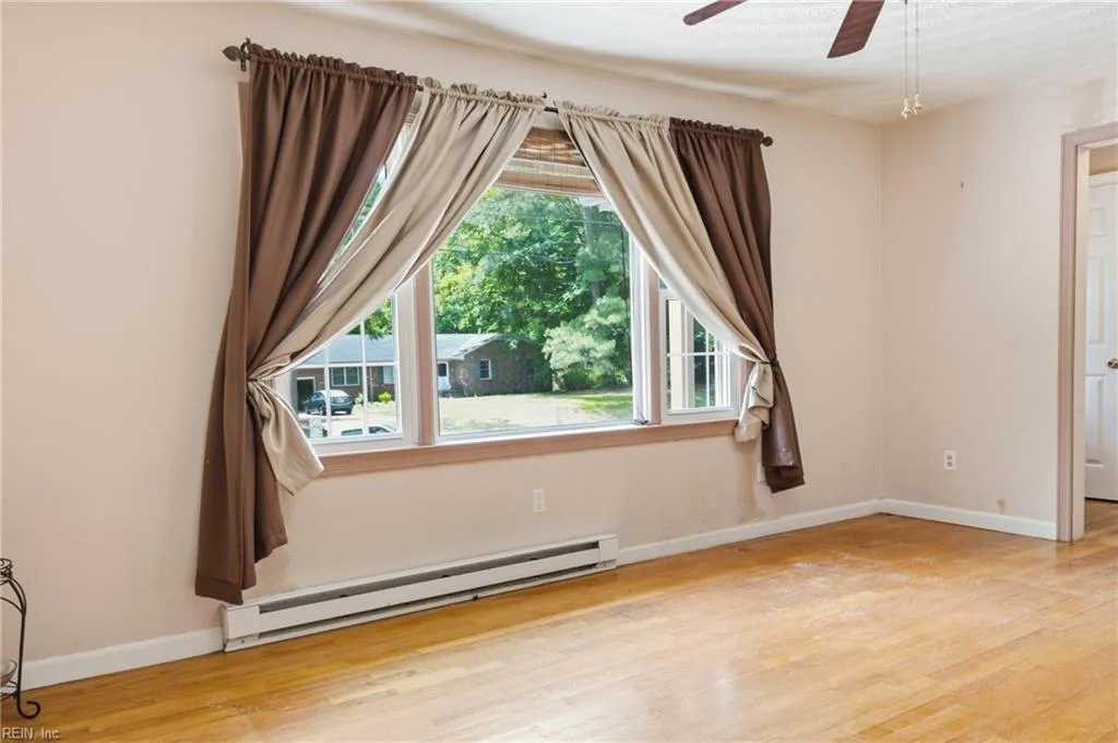 210 Beechwood DR, SUFFOLK VA 23434 - Photo 5