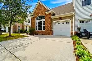 997 Lambourne LN, VIRGINIA BEACH VA 23462 - Main photo