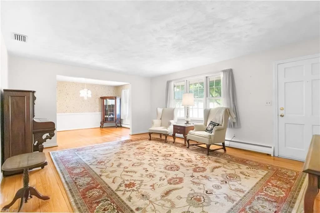 4536 Biscayne DR, VIRGINIABEACH VA 23455 - Photo 4
