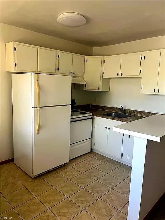 9621 8th Bay ST #11, NORFOLK VA 23518 - Photo 5