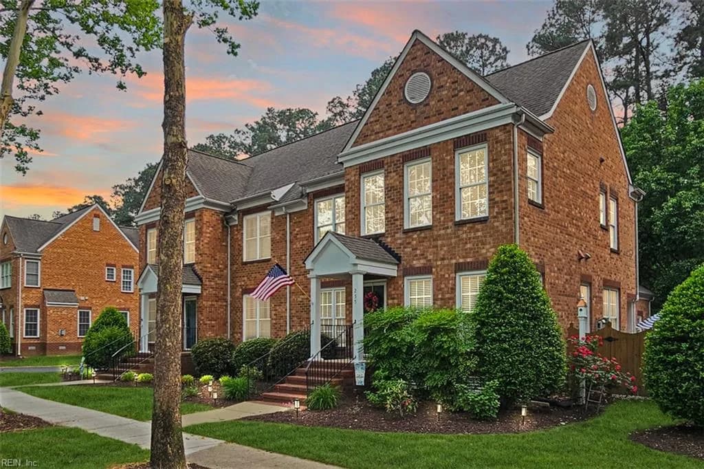 255 Herman Melville AVE, NEWPORTNEWS VA 23606 - Photo 2