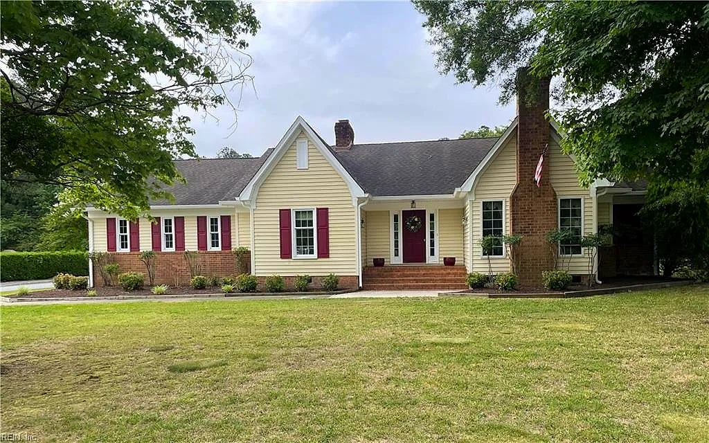 101 Crescent DR, Franklin — 4 bed Residential, 2,227 sqft