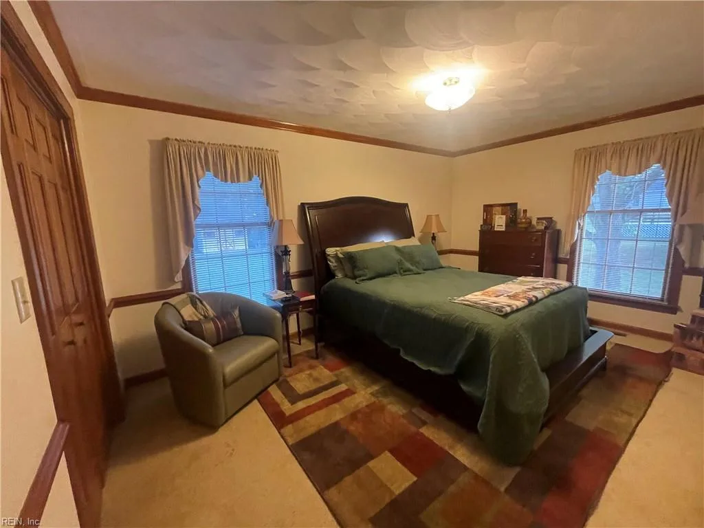 101 Crescent DR, FRANKLIN VA 23851 - Photo 4