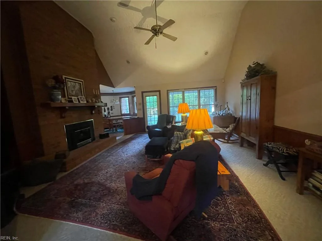 101 Crescent DR, FRANKLIN VA 23851 - Photo 5
