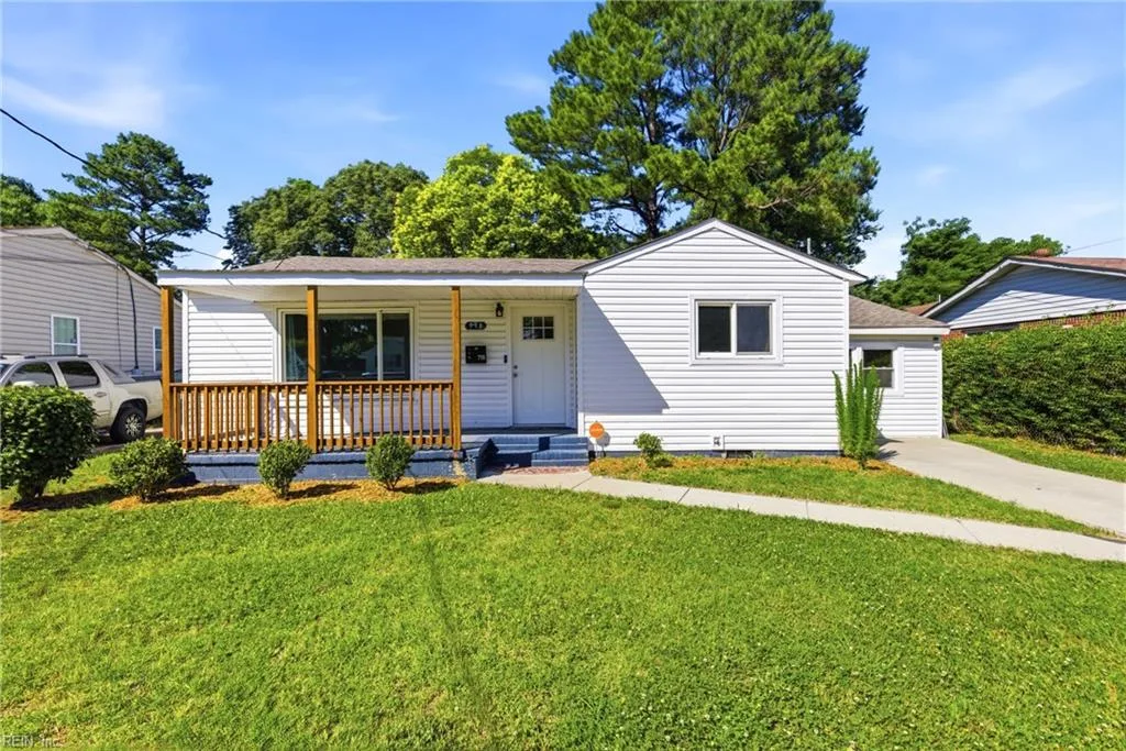 718 Marcus ST, CHESAPEAKE VA 23320