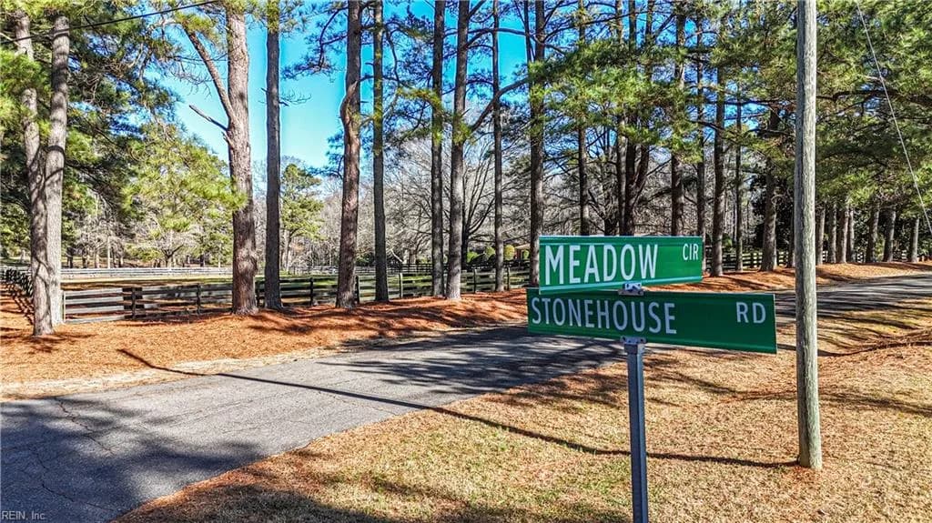 5 Meadow CIR, WILLIAMSBURG VA 23188 - Photo 5