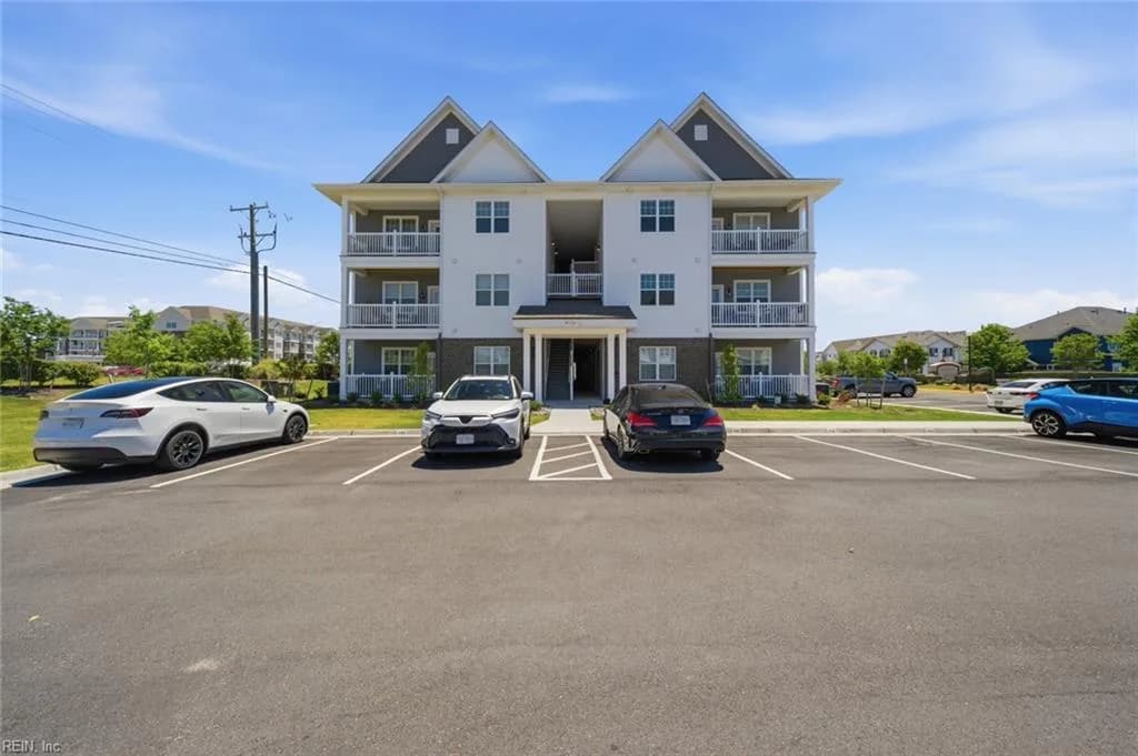 1728 Vankar DR #104, VIRGINIABEACH VA 23456 - Photo 5