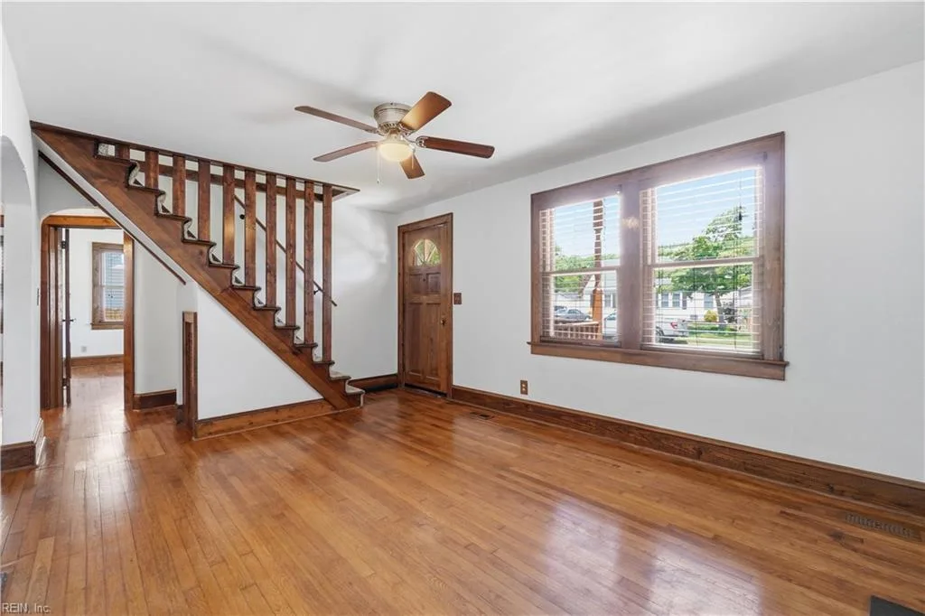 955 Sheppard AVE, NORFOLK VA 23518 - Photo 5