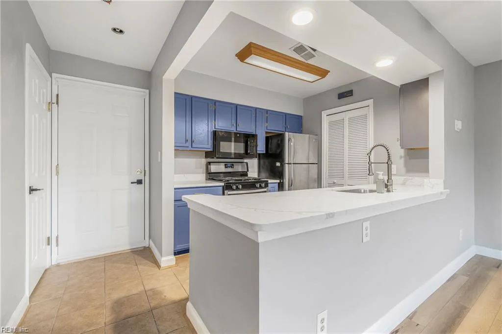 111 High ST #409, PORTSMOUTH VA 23704 - Photo 4