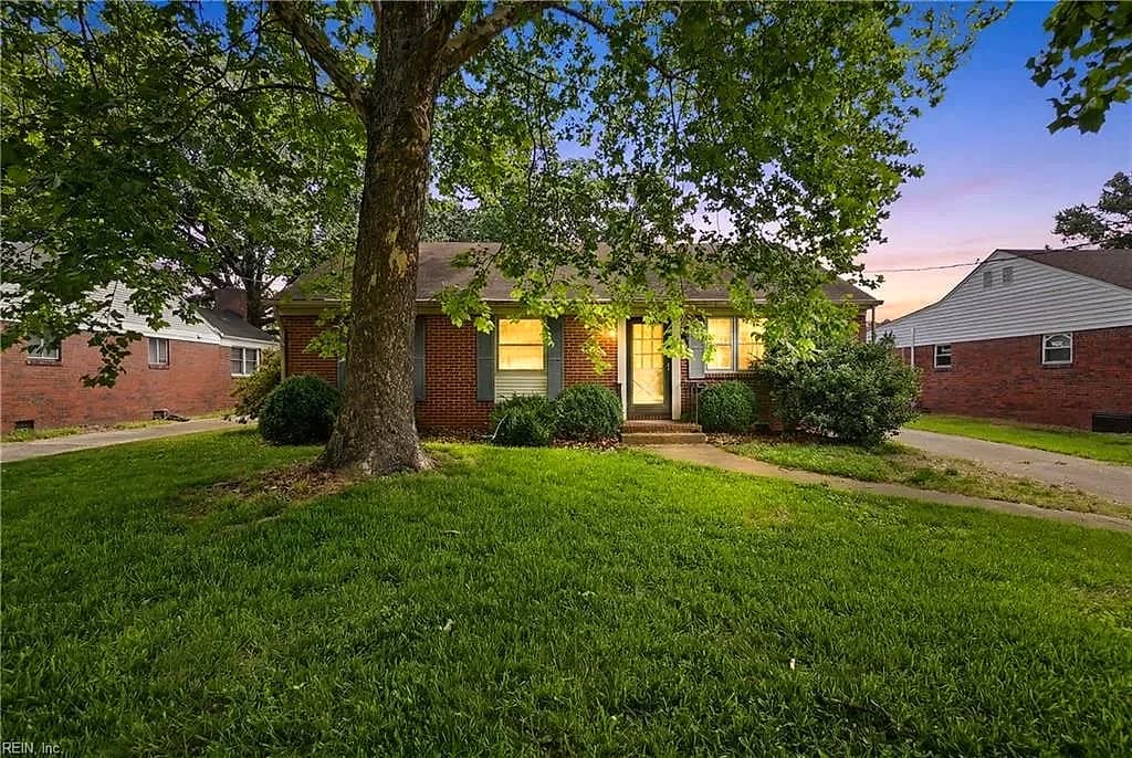 2213 Haywood AVE, CHESAPEAKE VA 23324 - Photo 3