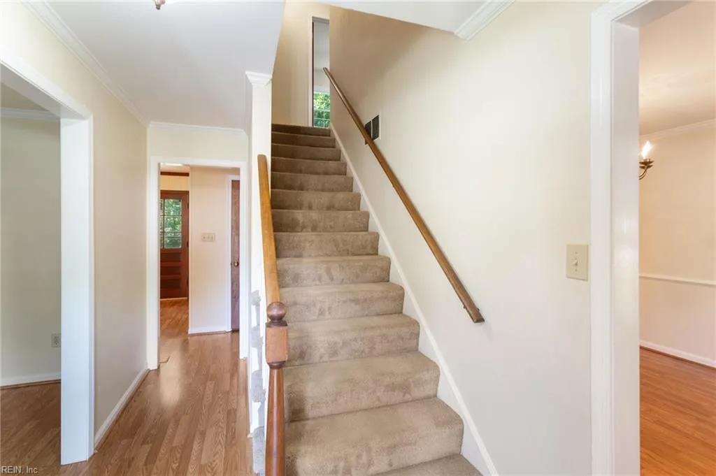 106 Rowe DR, POQUOSON VA 23662 - Photo 3