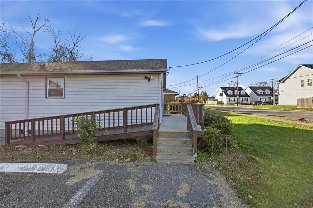 1204 E Pembroke AVE, HAMPTON VA 23664 - Photo 4