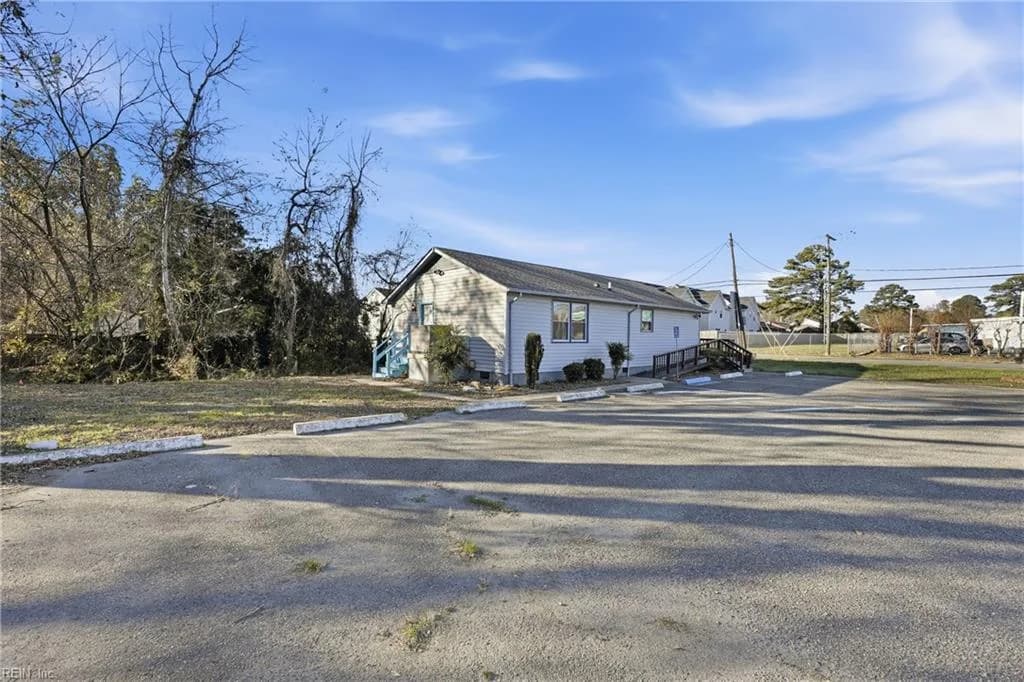 1204 E Pembroke AVE, HAMPTON VA 23664 - Photo 5