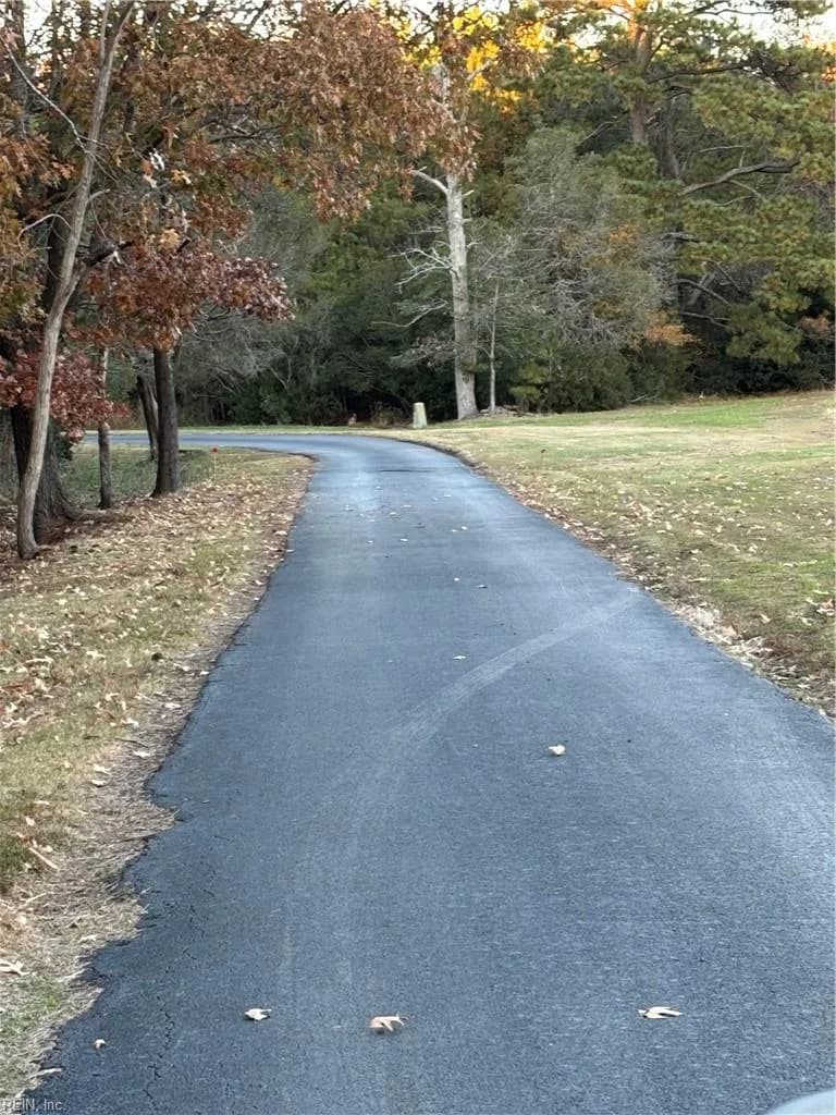 005 Moon Haven LN, MATHEWS VA 23109 - Photo 5