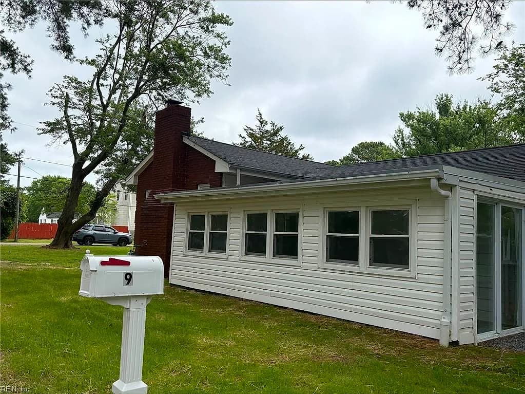 9 Pine LN, HAMPTON VA 23664 - Photo 3