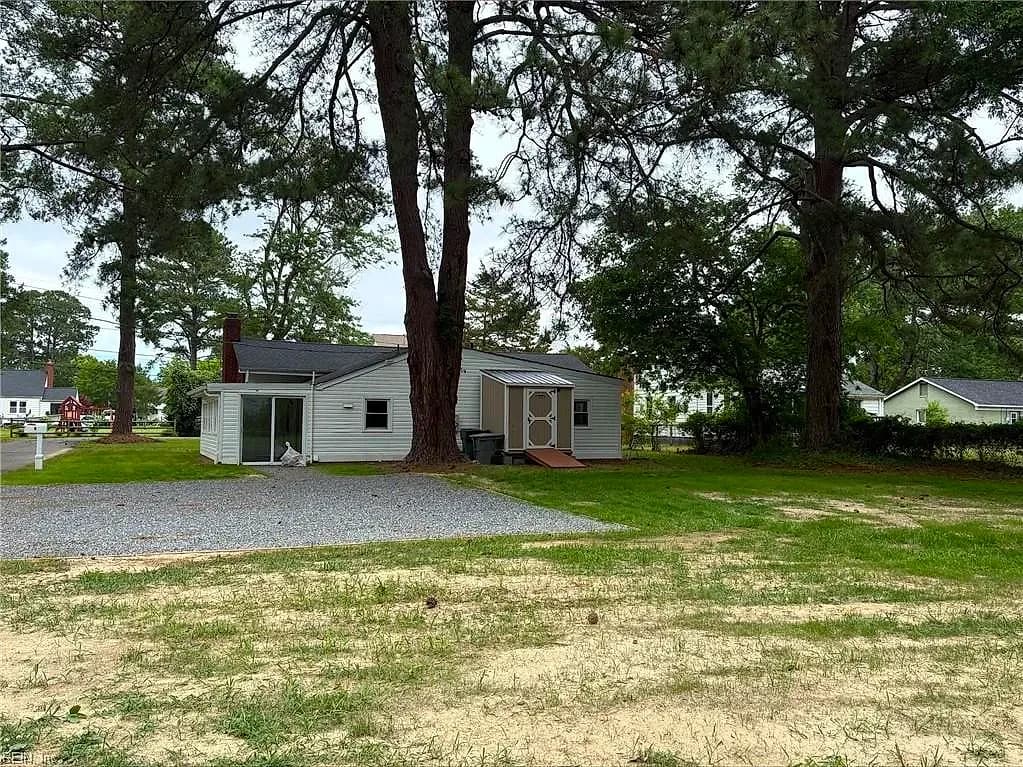 9 Pine LN, HAMPTON VA 23664 - Photo 4
