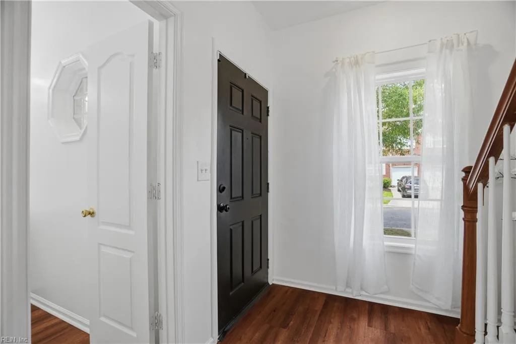 1752 Schooner Strait CT, VIRGINIABEACH VA 23453 - Photo 5