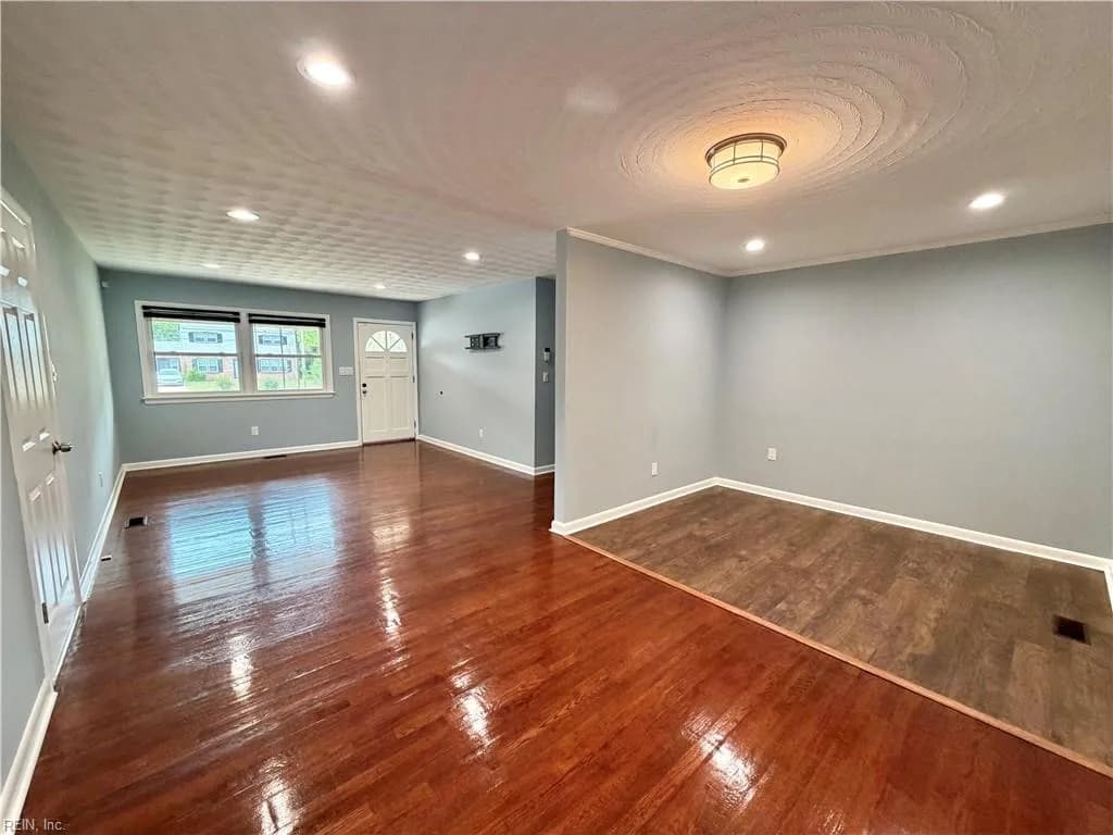129 Pamela DR, HAMPTON VA 23666 - Photo 5