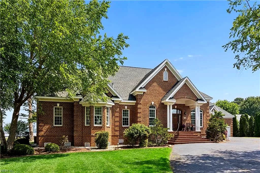 220 Olde Pond LN, YORKTOWN VA 23693 - Photo 3