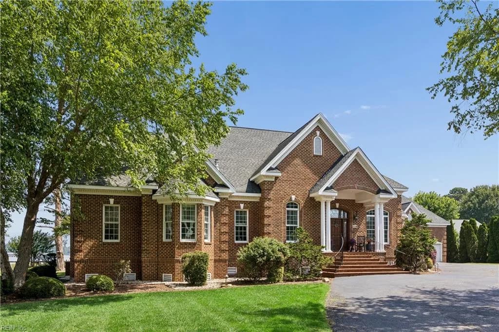 220 Olde Pond LN, YORKTOWN VA 23693 - Photo 3