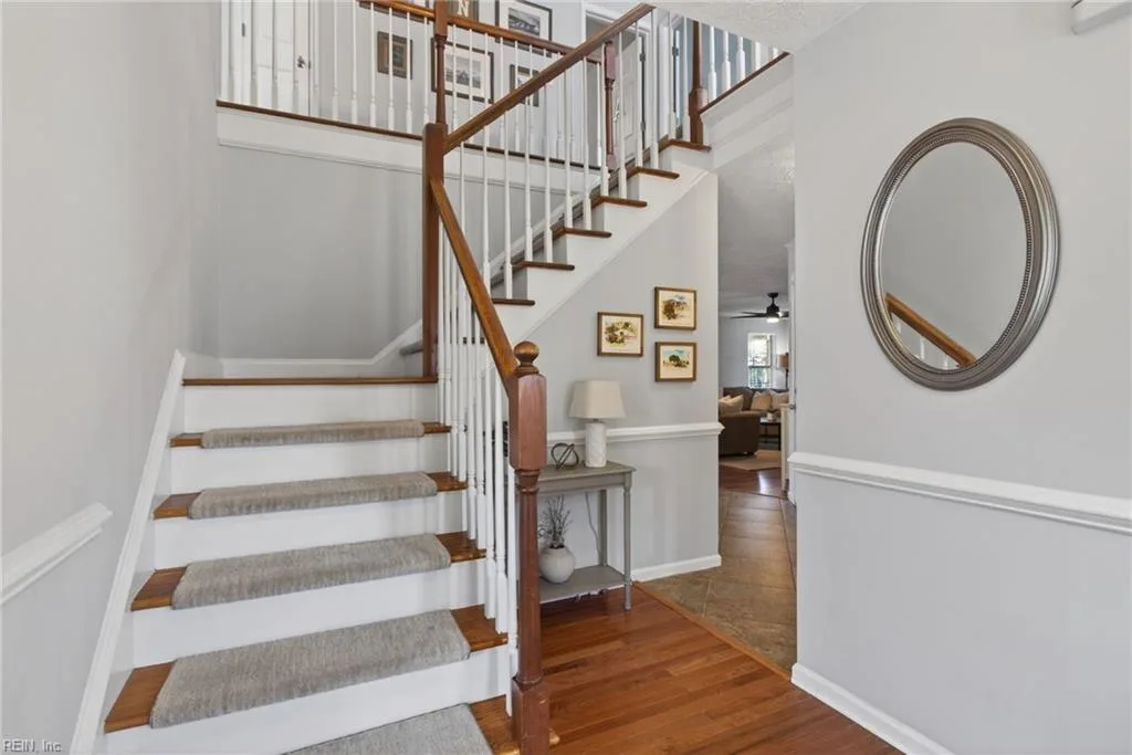 100 Hatcher CT, YORKTOWN VA 23693 - Photo 5