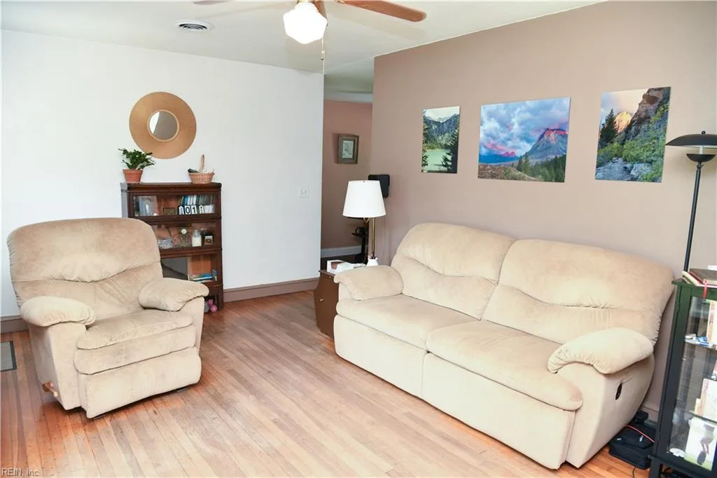 24129 Johnson AVE, WINDSOR VA 23487 - Photo 3