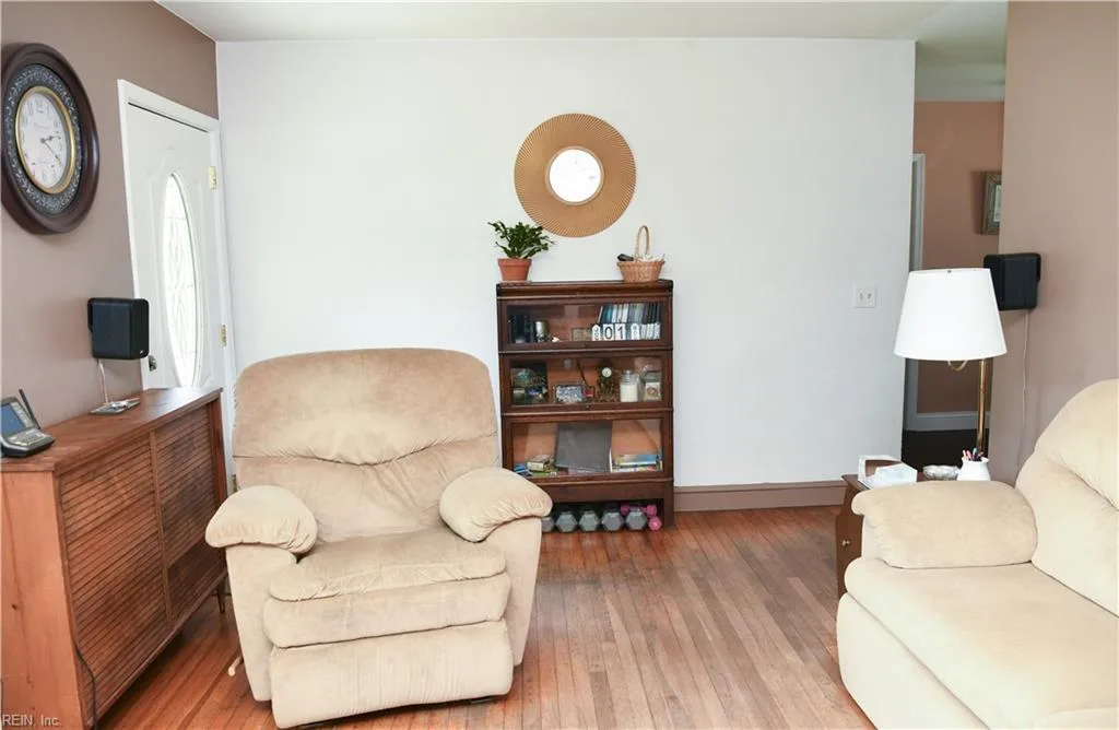 24129 Johnson AVE, WINDSOR VA 23487 - Photo 4