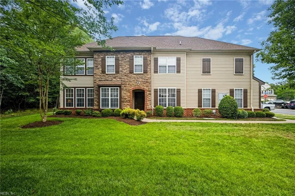 2901 James River TRL, CARROLLTON VA 23314 - Photo 2